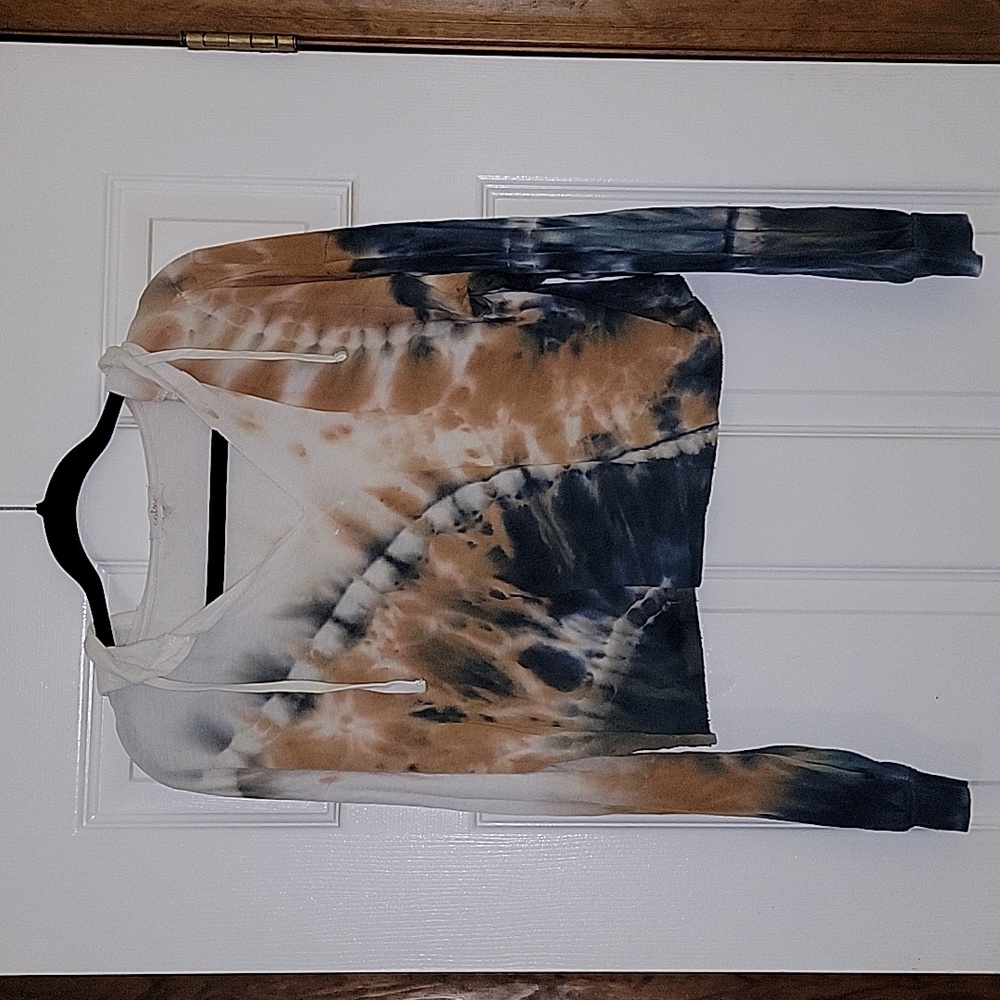 Crop top pullover